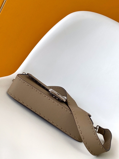 フェンディバッグ内部構造